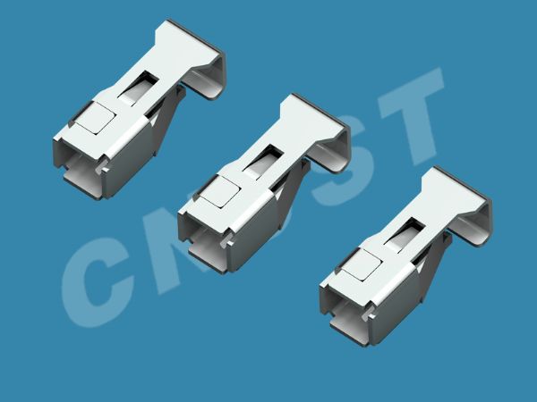T022
